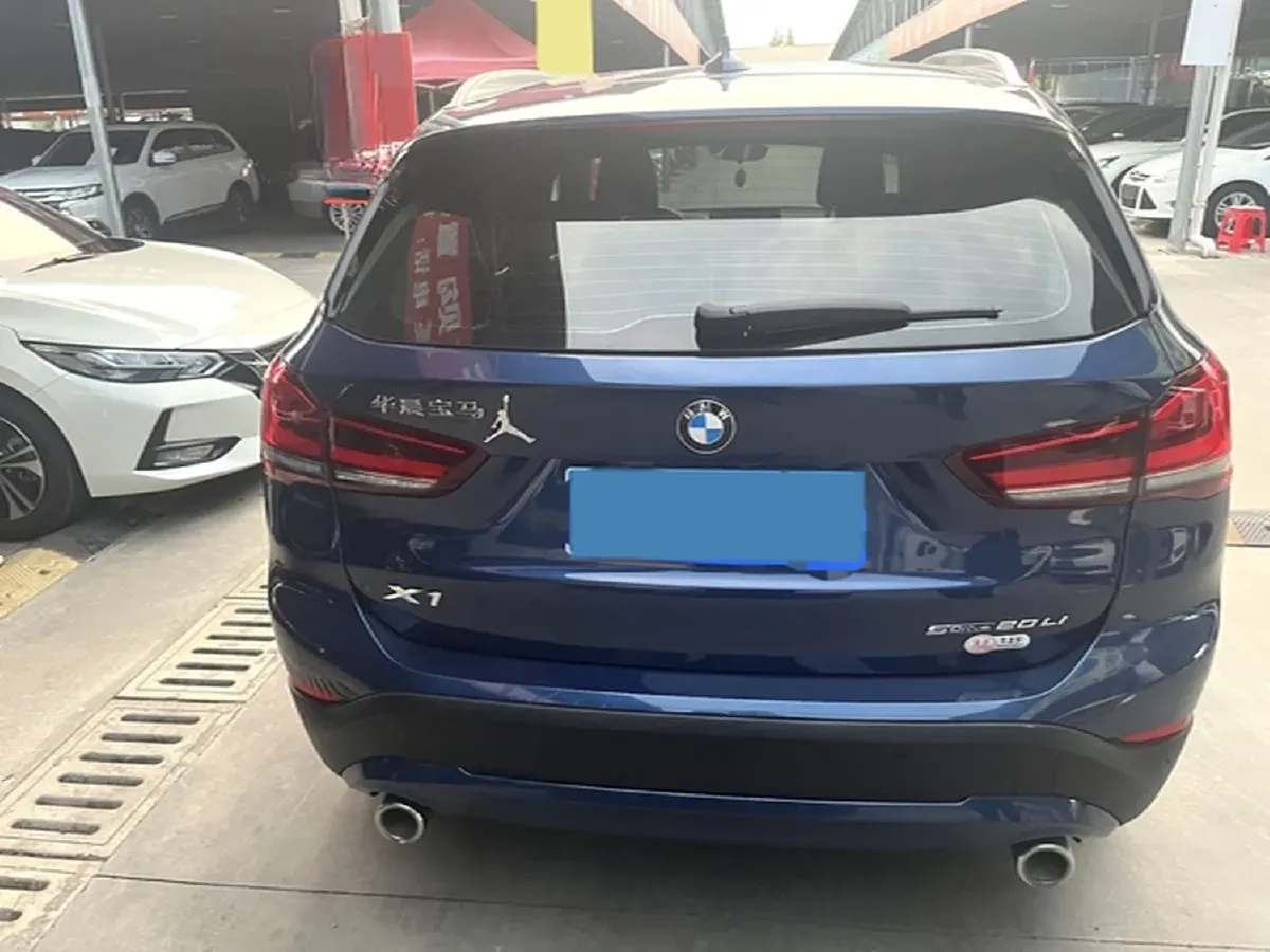 2021 BMW X1 1.5T 140HP L3 7DCT,autocango,china used car exporter,china ev exporter,chinese used car exporter,chinese used ev exporter