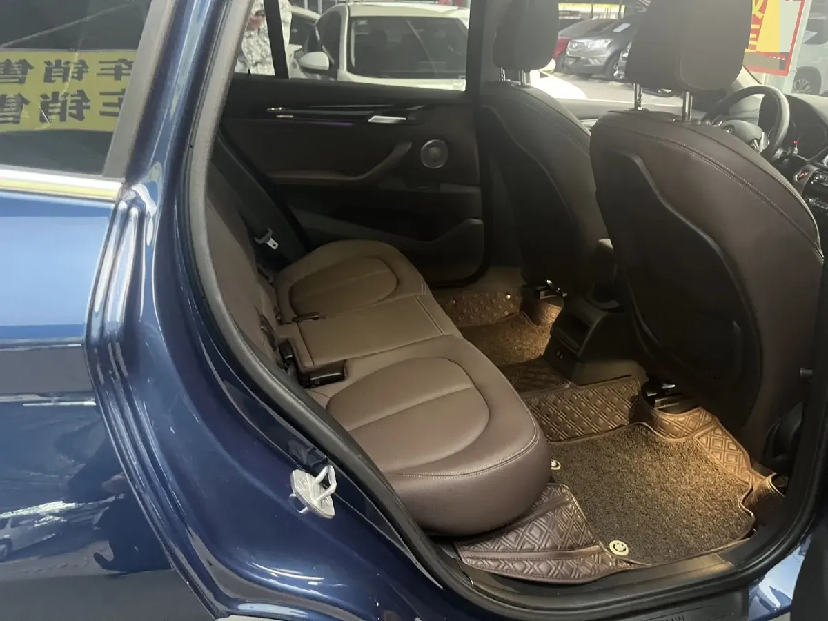 2021 BMW X1 1.5T 140HP L3 7DCT,autocango,china used car exporter,china ev exporter,chinese used car exporter,chinese used ev exporter