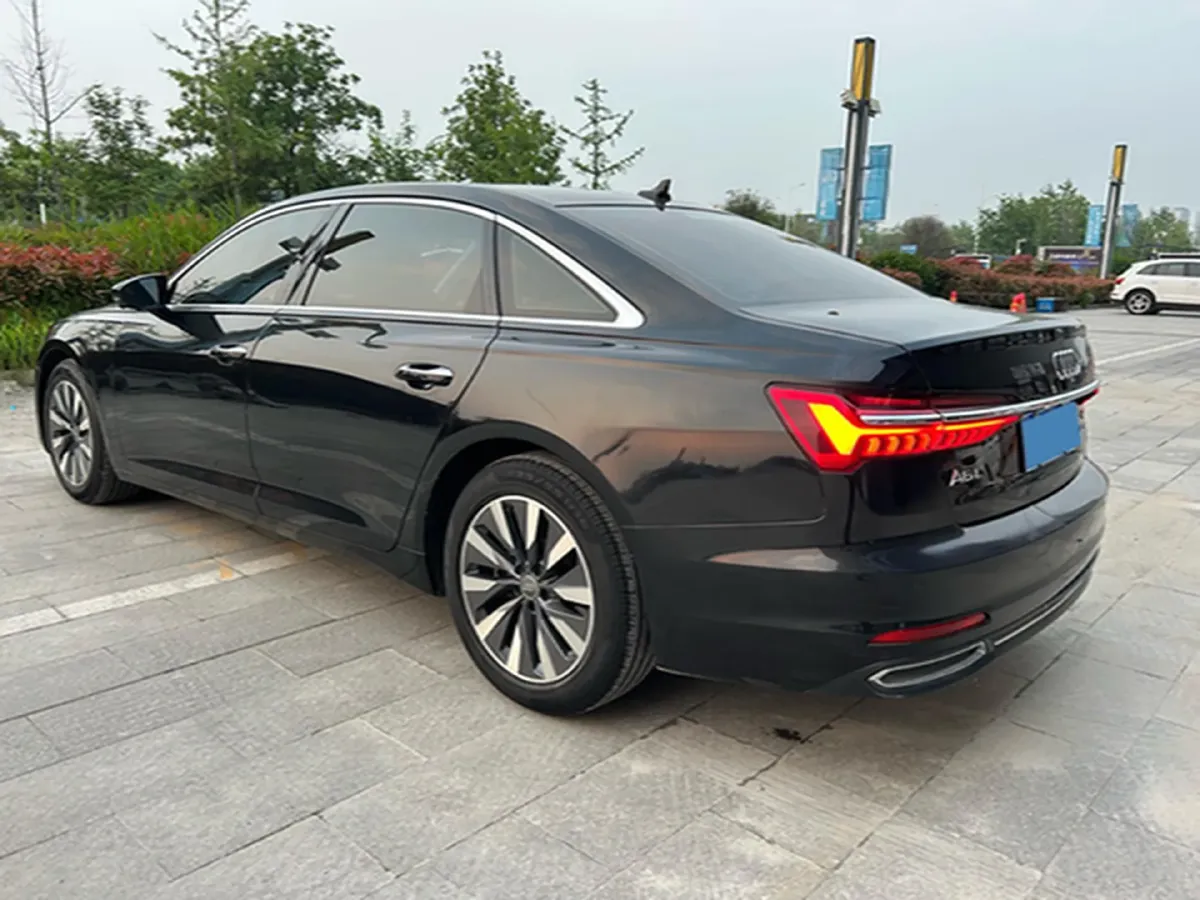 2020 Audi A6L 2.0T 224HP L4 7DCT,autocango,china used car exporter,china ev exporter,chinese used car exporter,chinese used ev exporter
