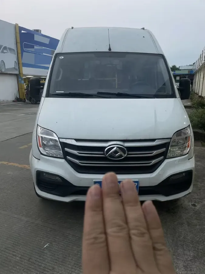 2024 MAXUS XinTu V80 2.0T 147HP L4 6SMG,autocango,china used car exporter,china ev exporter,chinese used car exporter,chinese used ev exporter