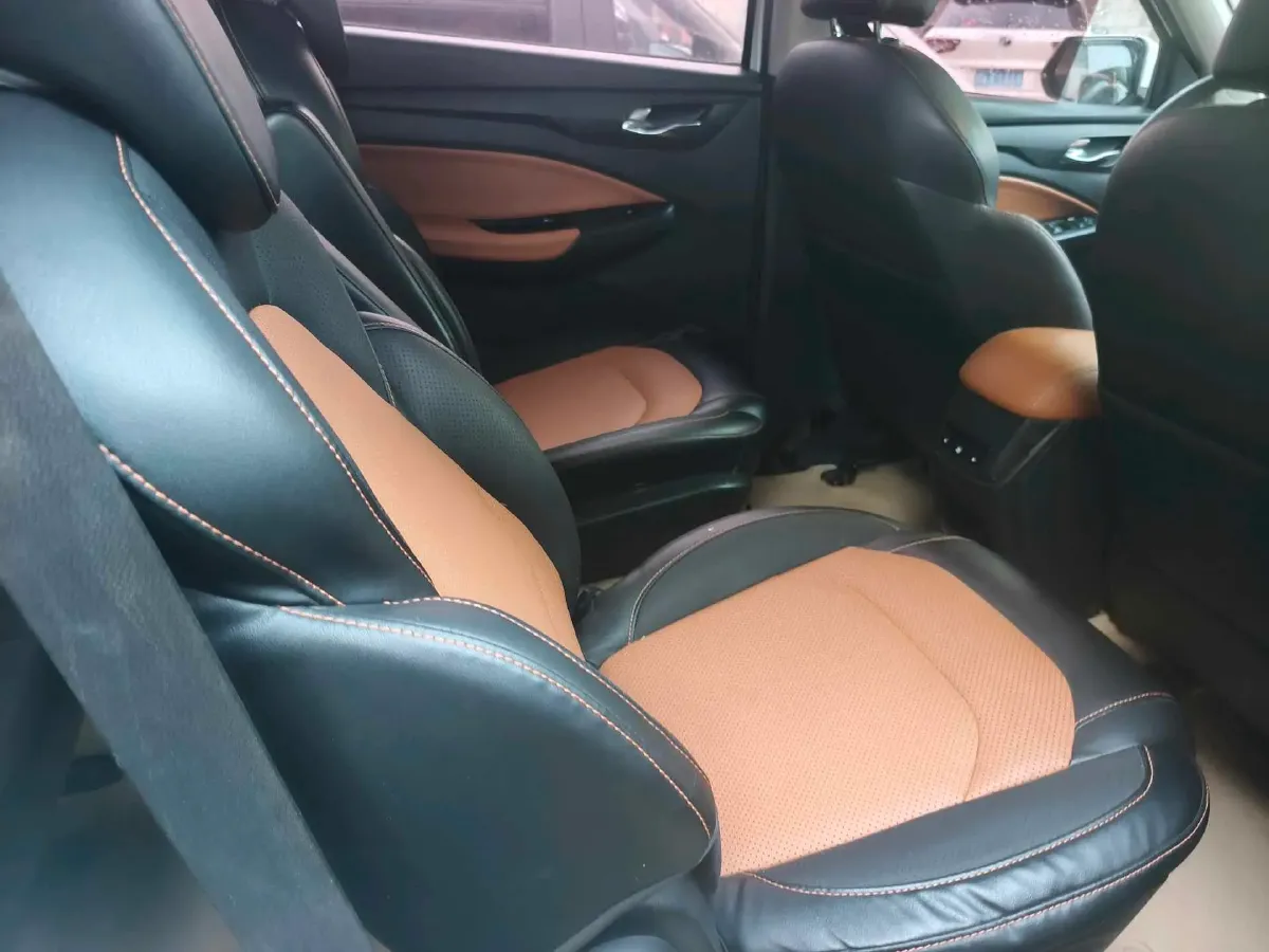 2018 WuLing HongGuang S3 1.5L 112HP L4 6MT,autocango,china used car exporter,china ev exporter,chinese used car exporter,chinese used ev exporter