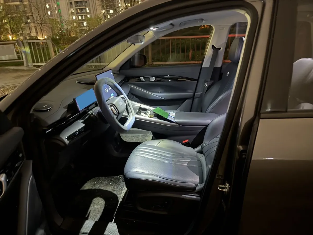 2024 YuanChen Super Van BEV 51KWH,autocango,china used car exporter,china ev exporter,chinese used car exporter,chinese used ev exporter