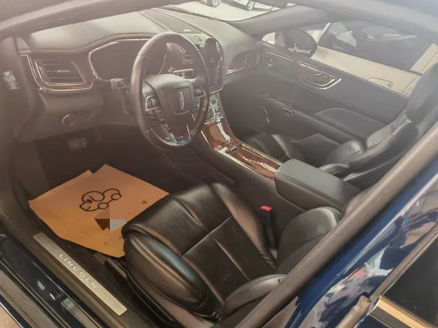 2020 Lincoln Continental 2.0T 241HP L4 6AT,autocango,china used car exporter,china ev exporter,chinese used car exporter,chinese used ev exporter