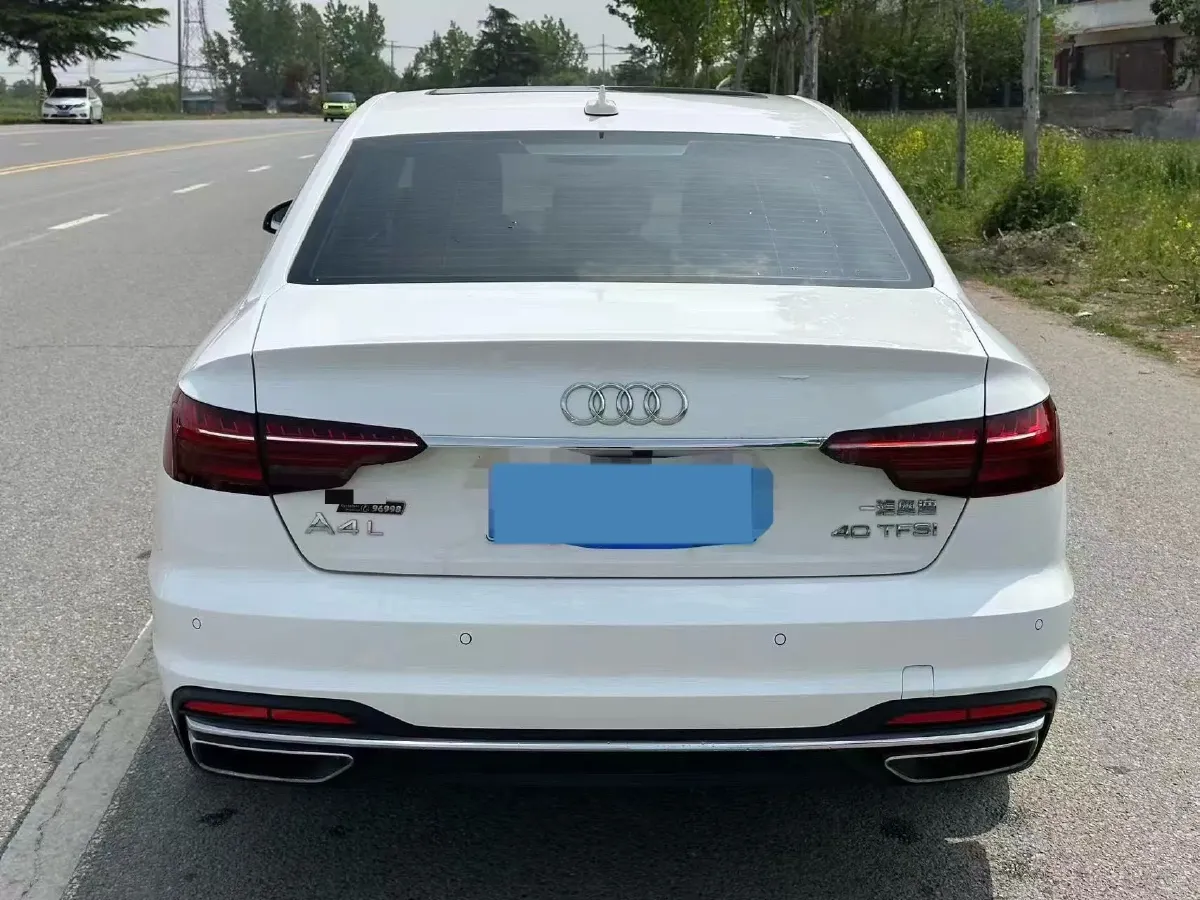 2020 Audi Q3 2.0T 220HP L4 7DCT,autocango,china used car exporter,china ev exporter,chinese used car exporter,chinese used ev exporter