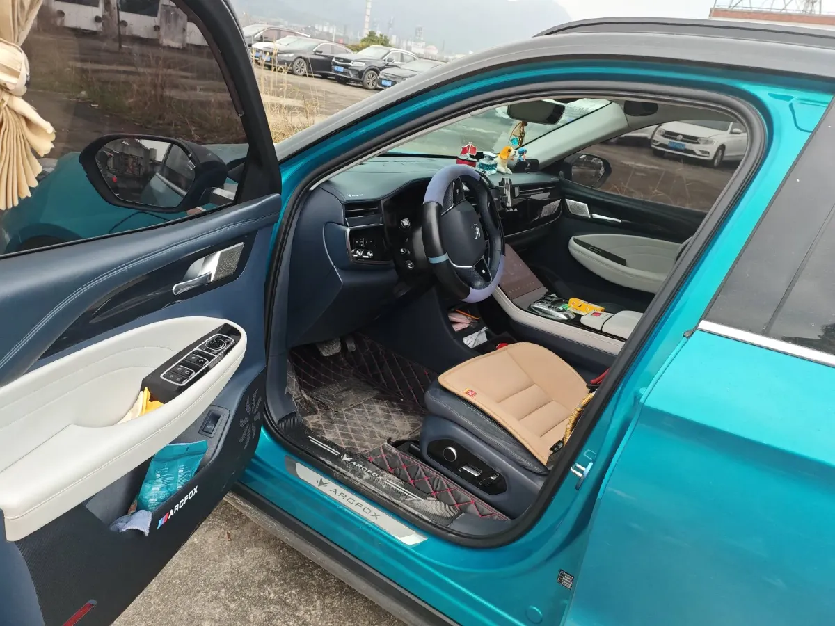 2021 ARCFOX αT BEV 94.5KWH,autocango,china used car exporter,china ev exporter,chinese used car exporter,chinese used ev exporter