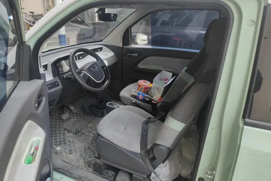 2021 WuLing HongGuang MINI EV BEV 13.9KWH,autocango,china used car exporter,china ev exporter,chinese used car exporter,chinese used ev exporter