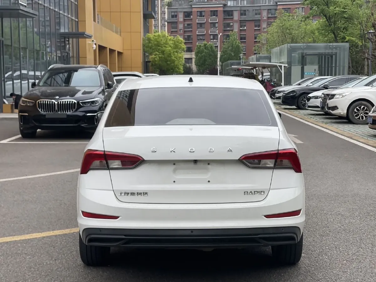 2020 DongFeng Aeolus YiXuan 1.5T 150HP L4 6DCT,autocango,china used car exporter,china ev exporter,chinese used car exporter,chinese used ev exporter