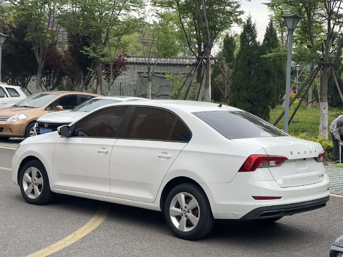 2020 DongFeng Aeolus YiXuan 1.5T 150HP L4 6DCT,autocango,china used car exporter,china ev exporter,chinese used car exporter,chinese used ev exporter