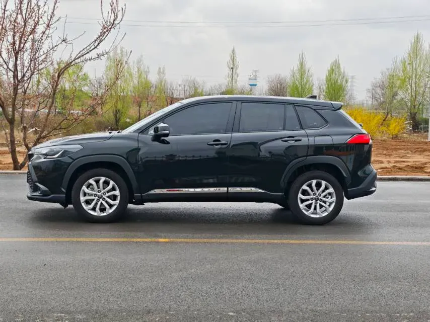 2025 Toyota Corolla 1.2T 116HP L4 CVT,autocango,china used car exporter,china ev exporter,chinese used car exporter,chinese used ev exporter