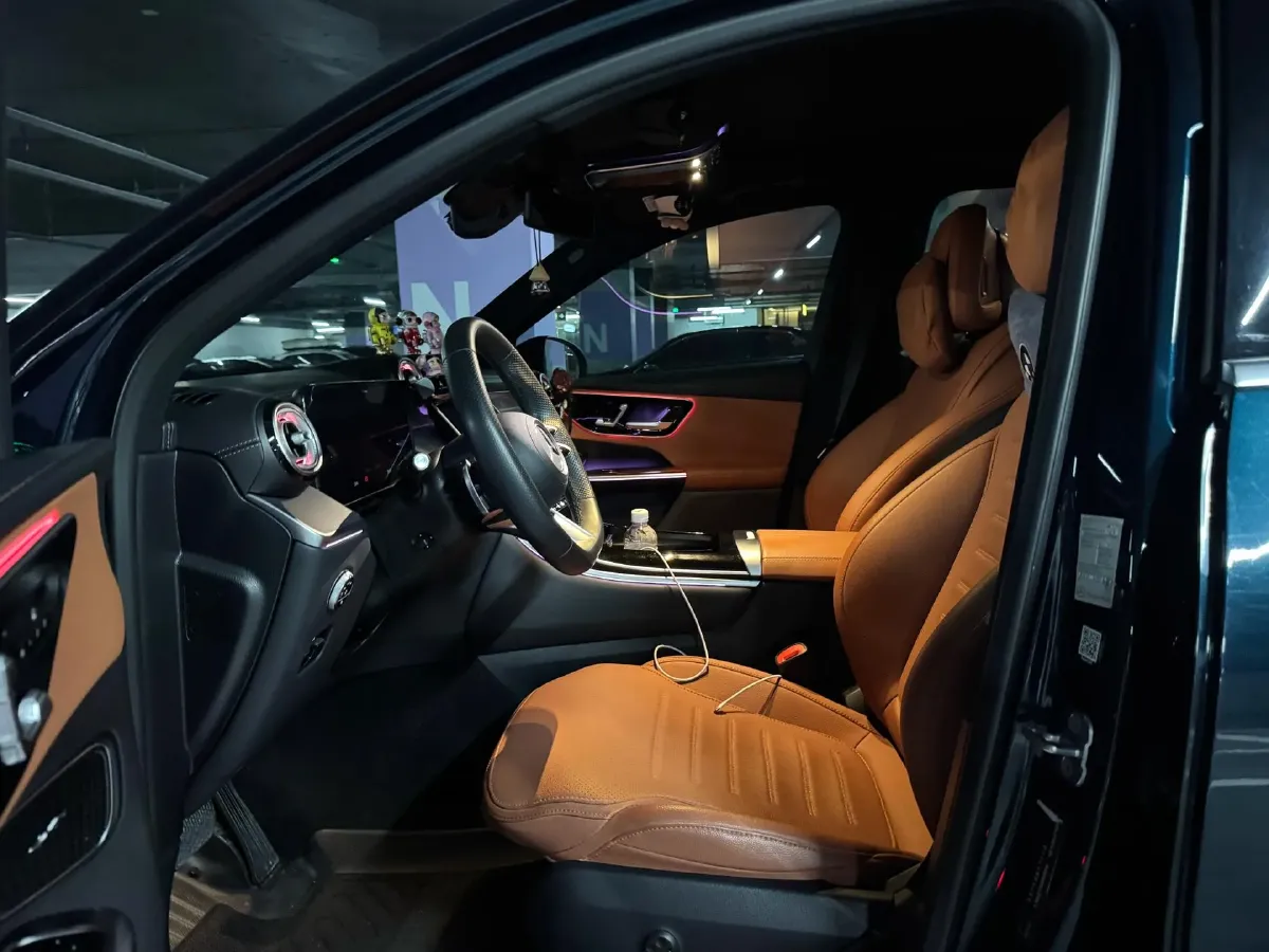 2023 Mercedes-Benz GLC Class 2.0T 204HP L4 9AT,autocango,china used car exporter,china ev exporter,chinese used car exporter,chinese used ev exporter