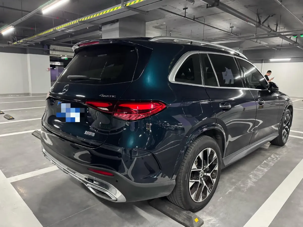 2023 Mercedes-Benz GLC Class 2.0T 204HP L4 9AT,autocango,china used car exporter,china ev exporter,chinese used car exporter,chinese used ev exporter