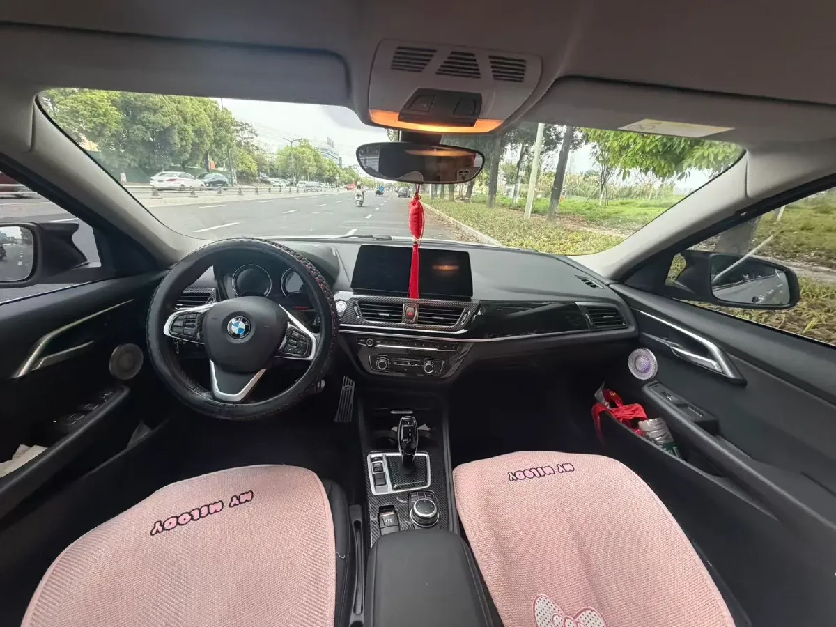 2021 BMW 1 Series 1.5T 140HP L3 7DCT,autocango,china used car exporter,china ev exporter,chinese used car exporter,chinese used ev exporter