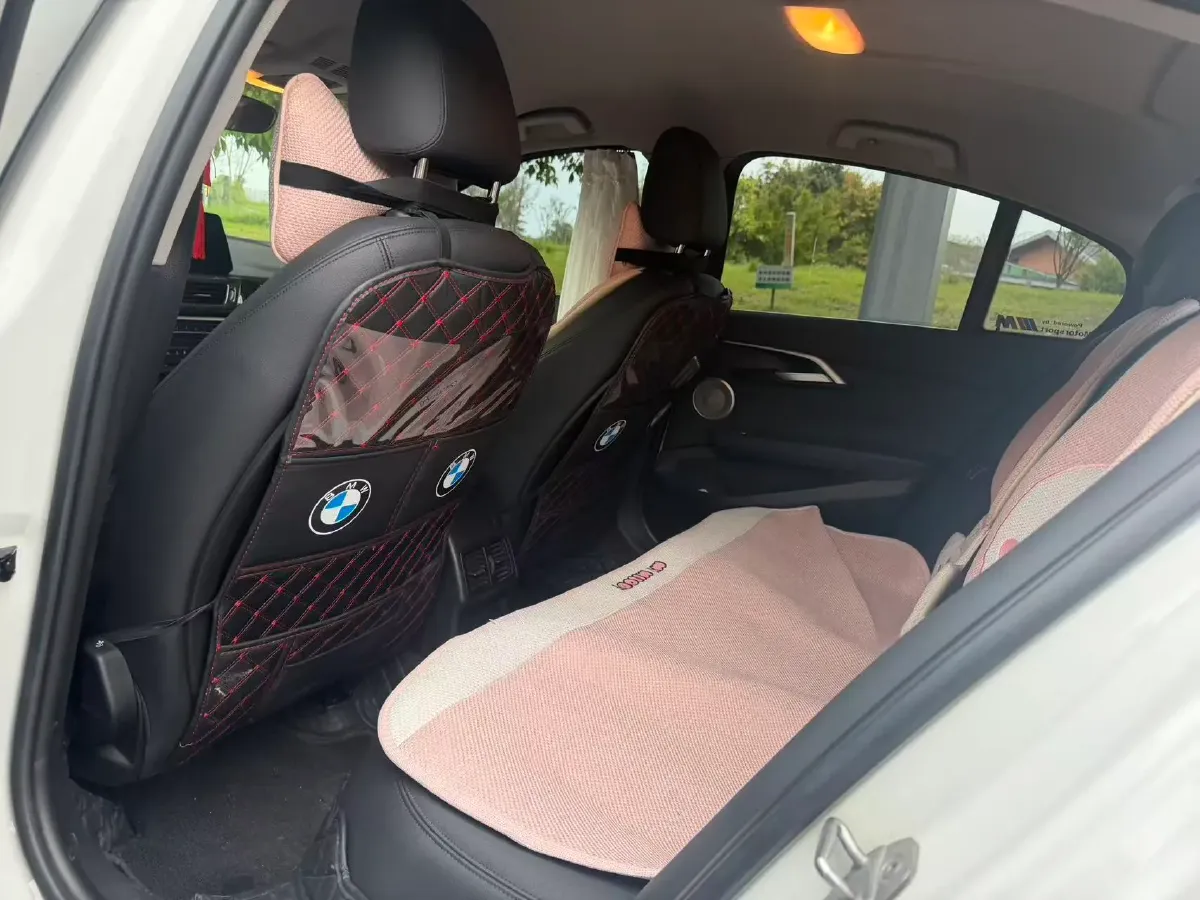 2021 BMW 1 Series 1.5T 140HP L3 7DCT,autocango,china used car exporter,china ev exporter,chinese used car exporter,chinese used ev exporter