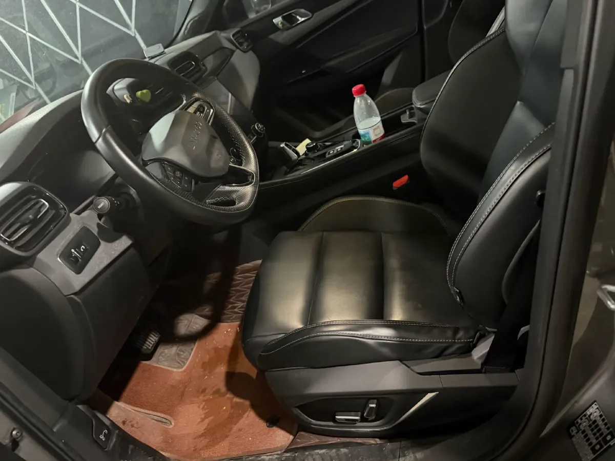 2022 LYNK&CO 03 2.0T 190HP L4 7DCT,autocango,china used car exporter,china ev exporter,chinese used car exporter,chinese used ev exporter