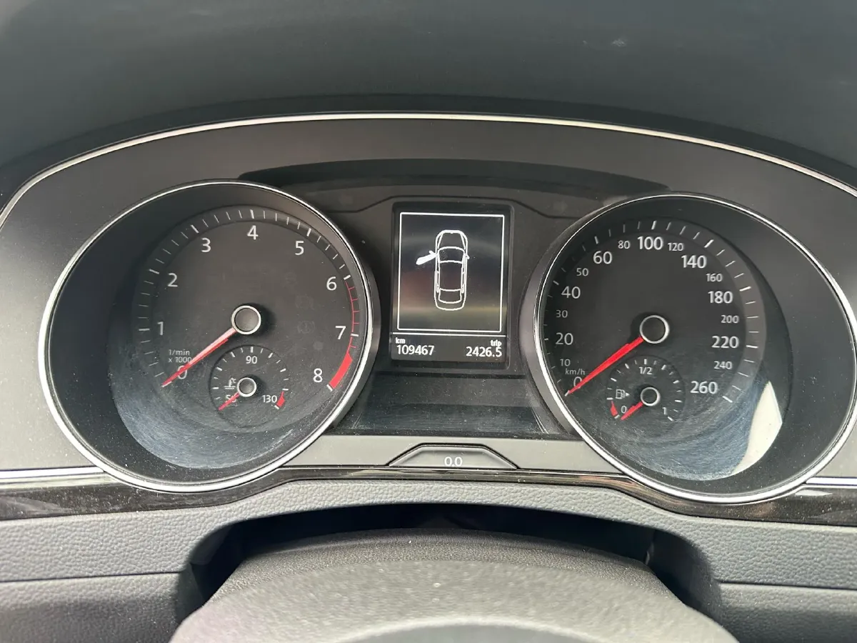 2018 Volkswagen Magotan 1.8T 180HP L4 7DCT,autocango,china used car exporter,china ev exporter,chinese used car exporter,chinese used ev exporter