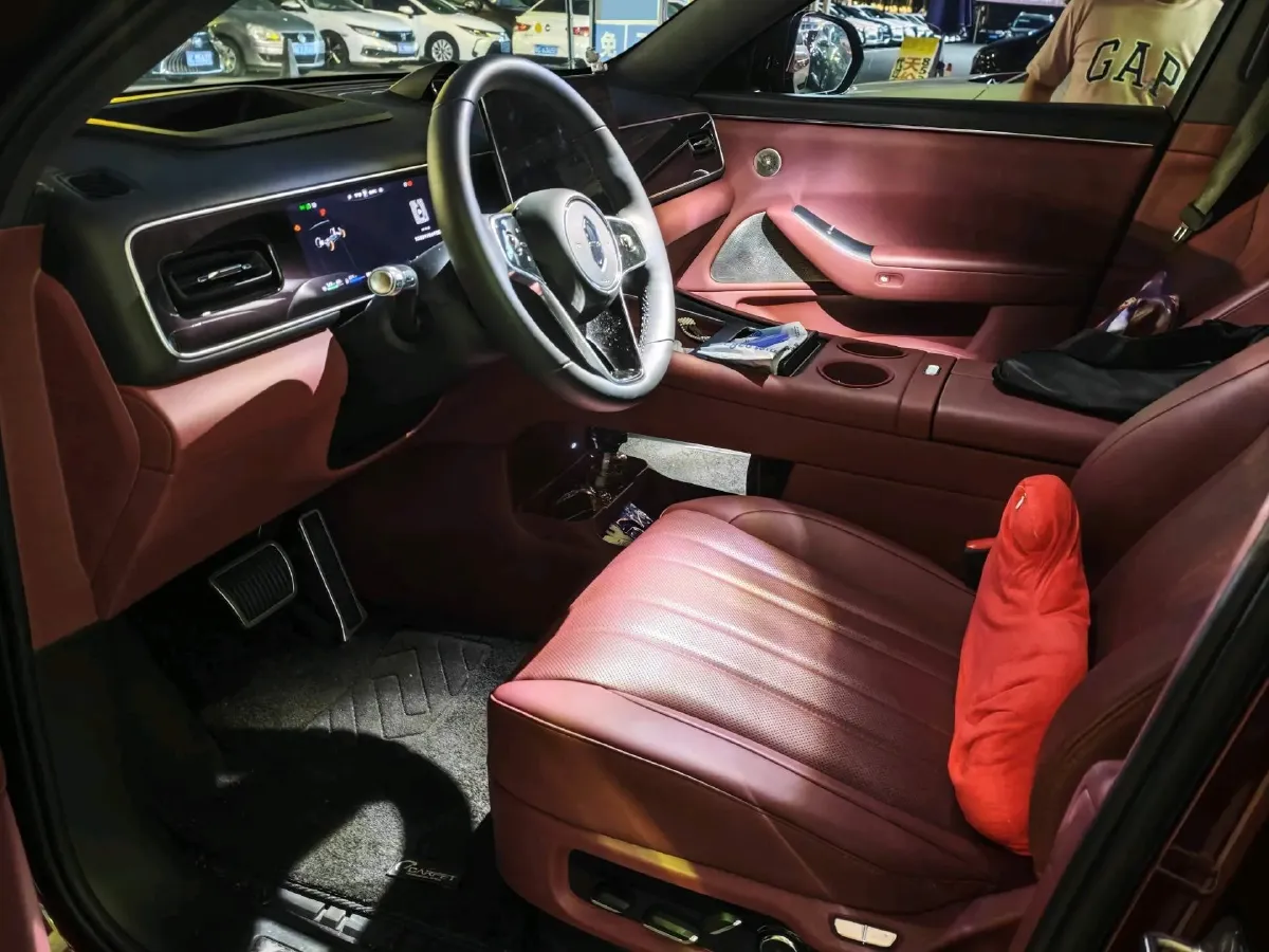 2026 AITO AITO M7 REEV 160HP REEV,autocango,china used car exporter,china ev exporter,chinese used car exporter,chinese used ev exporter