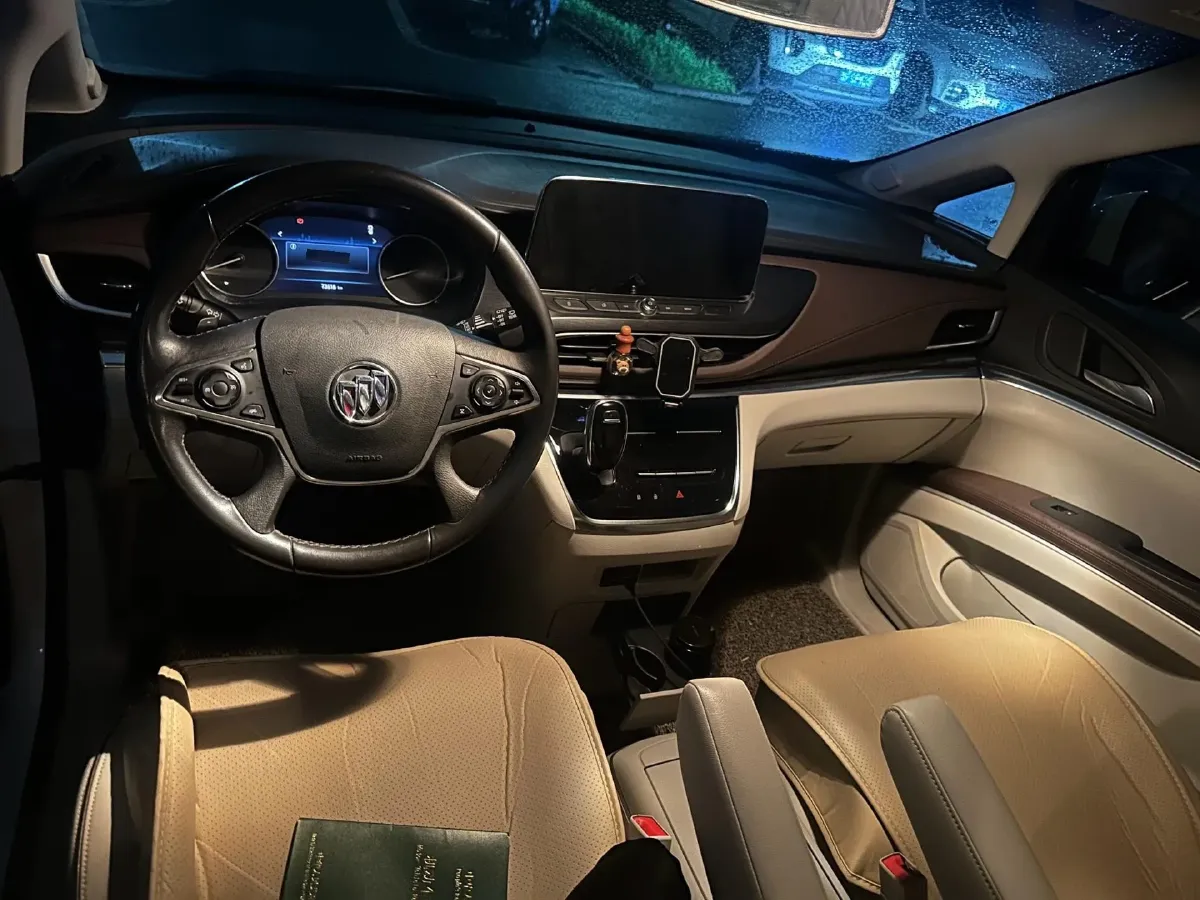 2021 Buick GL8 2.0T 237HP L4 9AT,autocango,china used car exporter,china ev exporter,chinese used car exporter,chinese used ev exporter
