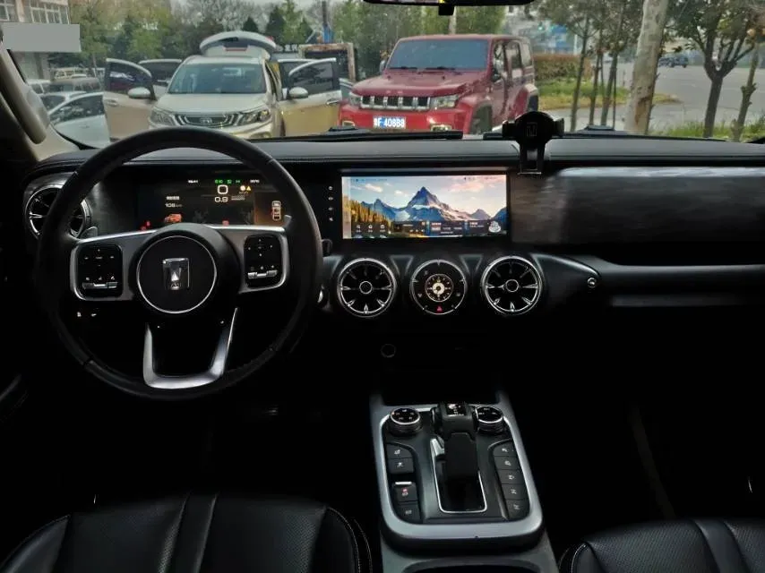 2021 Tank 300 2.0T 227HP L4 8AT,autocango,china used car exporter,china ev exporter,chinese used car exporter,chinese used ev exporter