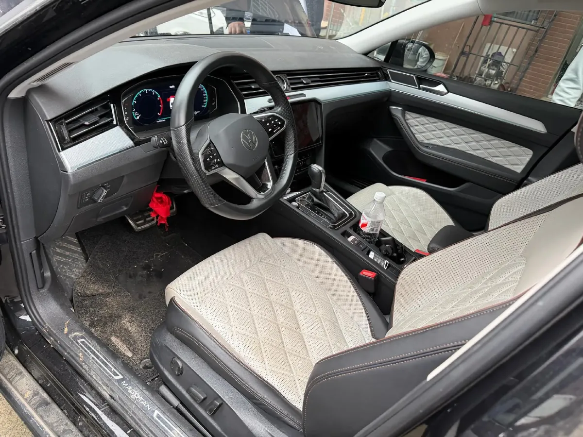 2024 Volkswagen Magotan 2.0T 186HP L4 7DCT,autocango,china used car exporter,china ev exporter,chinese used car exporter,chinese used ev exporter