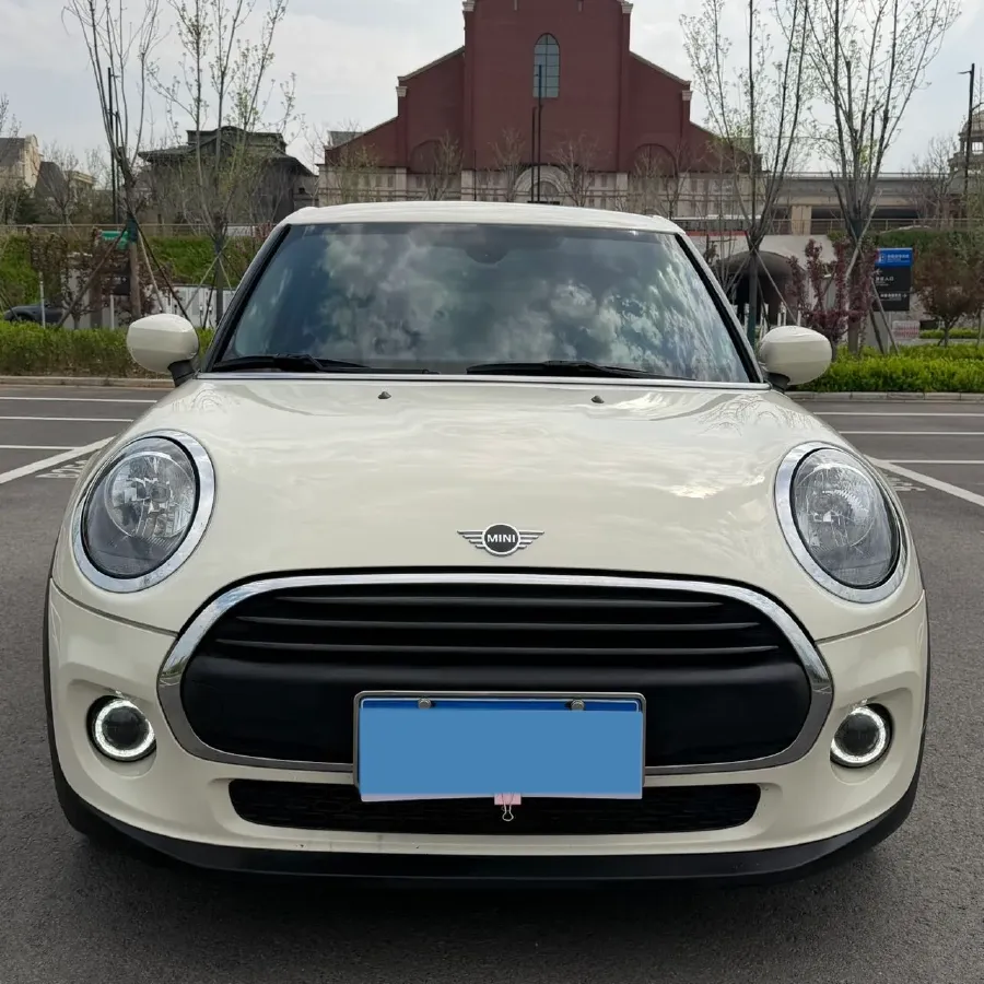 2021 MINI MINI 1.5T 102HP L3 7DCT,autocango,china used car exporter,china ev exporter,chinese used car exporter,chinese used ev exporter
