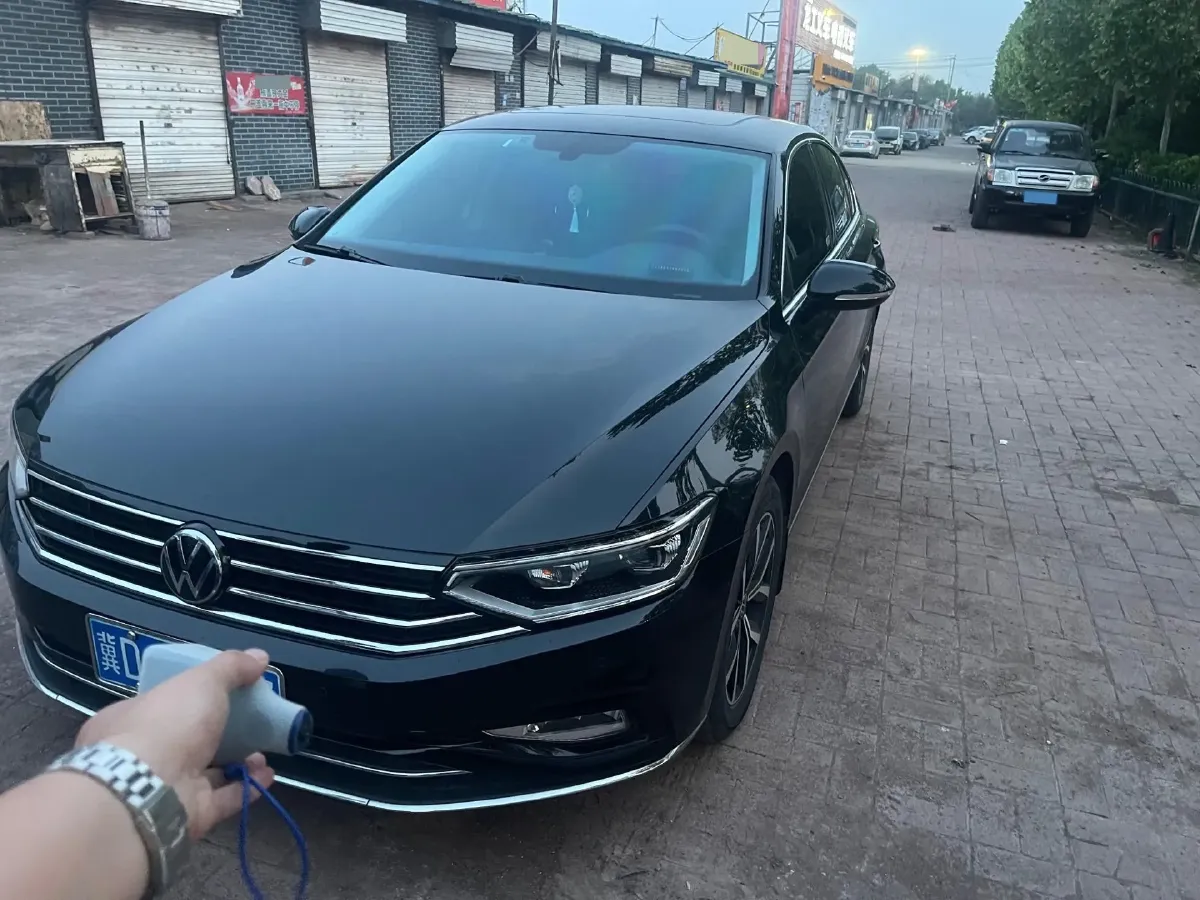 2020 Volkswagen Magotan 2.0T 186HP L4 7DCT,autocango,china used car exporter,china ev exporter,chinese used car exporter,chinese used ev exporter