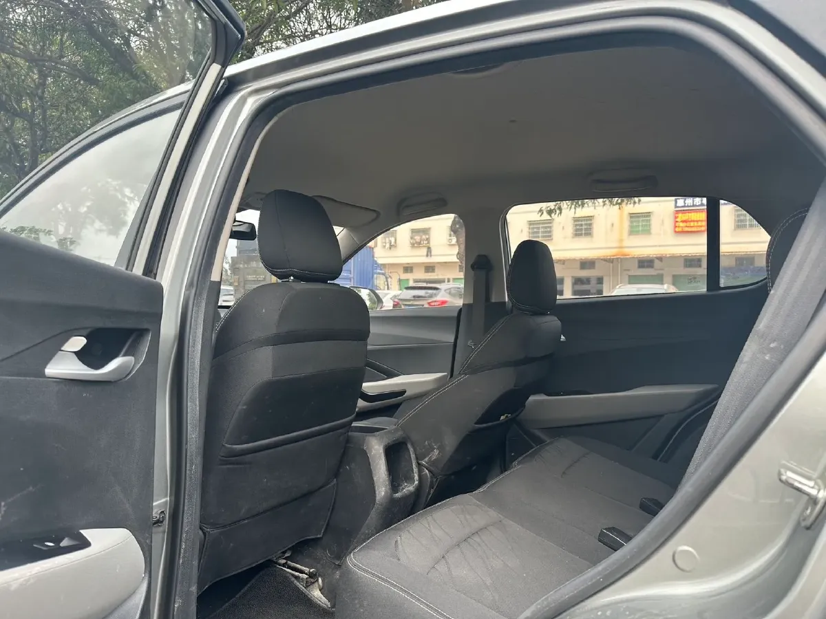 2021 KaiYi XuanJie 1.5L 116HP L4 5MT,autocango,china used car exporter,china ev exporter,chinese used car exporter,chinese used ev exporter