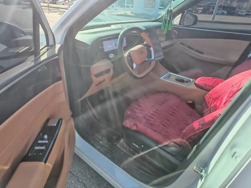 2025 Geely Galaxy L7 1.5L 112HP L4 1DHT PHEV 18.4KWH,autocango,china used car exporter,china ev exporter,chinese used car exporter,chinese used ev exporter