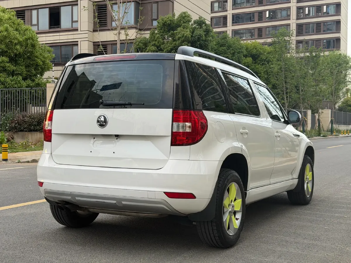2017 Skoda Yeti 1.4T 150HP L4 7DCT,autocango,china used car exporter,china ev exporter,chinese used car exporter,chinese used ev exporter