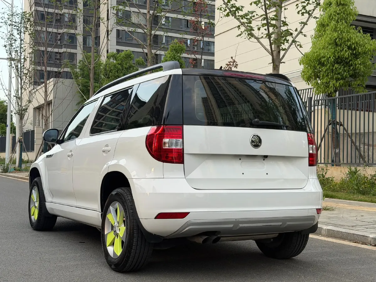 2017 Skoda Yeti 1.4T 150HP L4 7DCT,autocango,china used car exporter,china ev exporter,chinese used car exporter,chinese used ev exporter