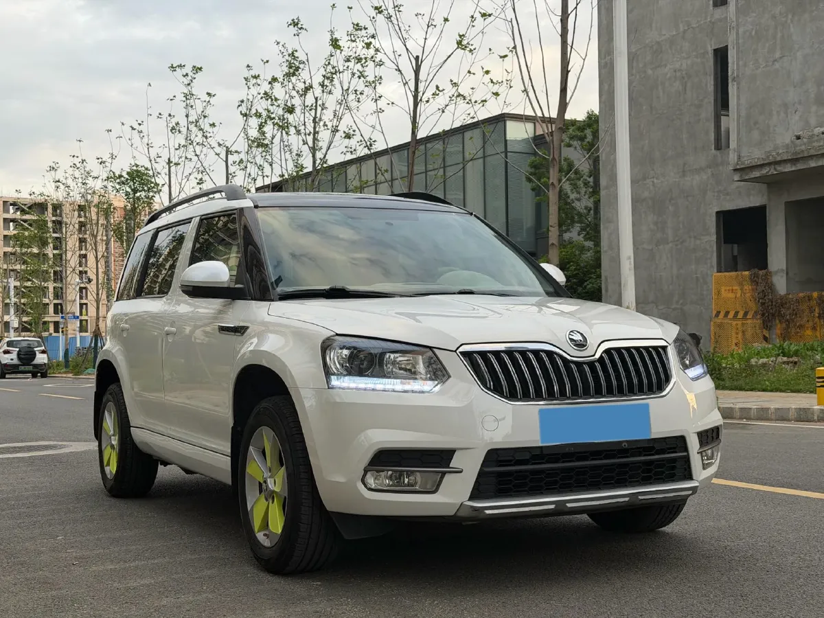 2017 Skoda Yeti 1.4T 150HP L4 7DCT,autocango,china used car exporter,china ev exporter,chinese used car exporter,chinese used ev exporter