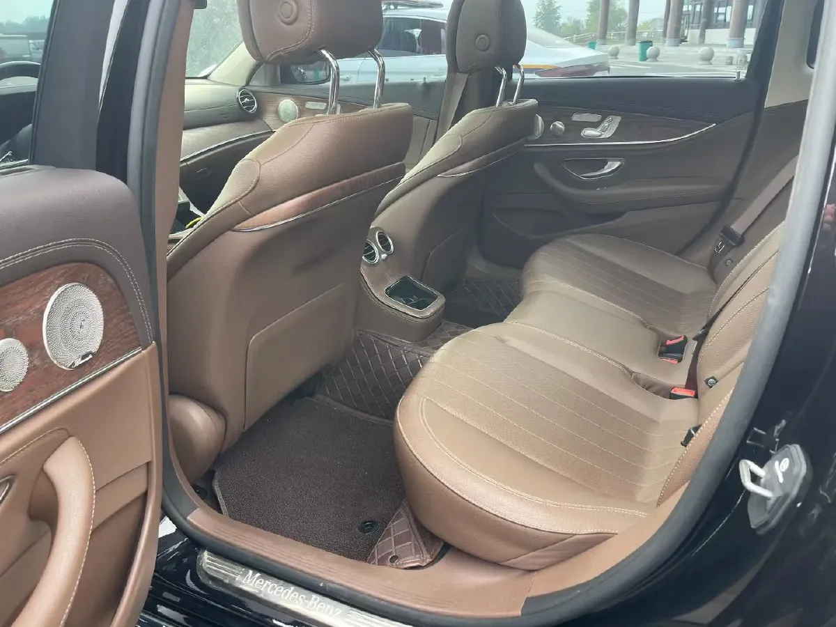 2023 Mercedes-Benz E Class 2.0T 258HP L4 9AT,autocango,china used car exporter,china ev exporter,chinese used car exporter,chinese used ev exporter