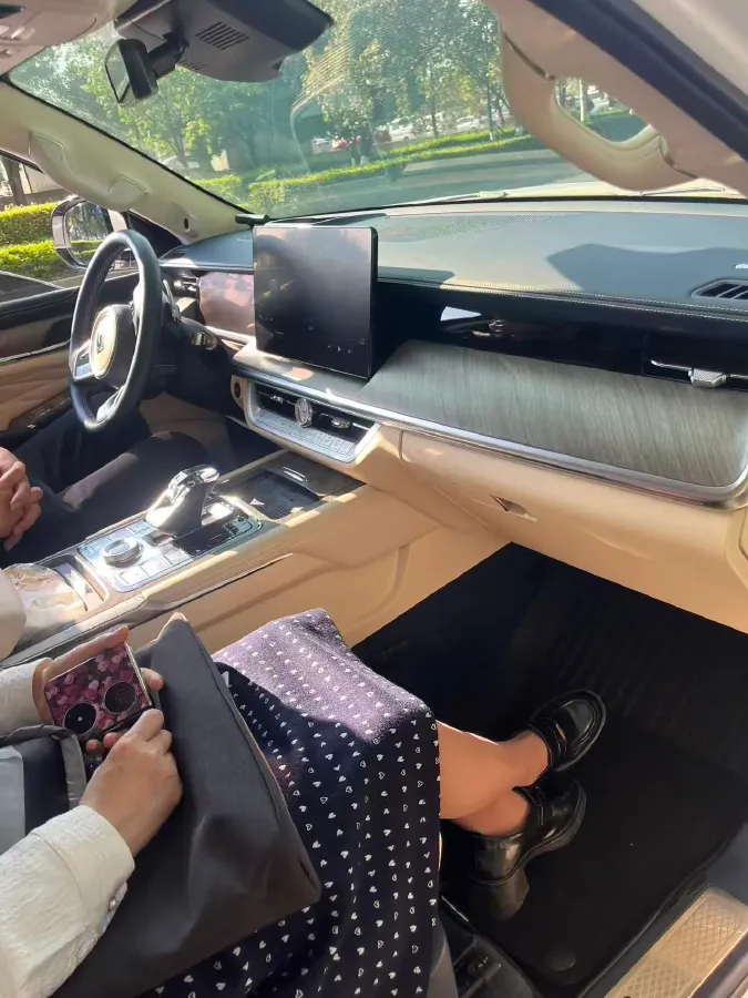 2022 Tank 500 3.0T 360HP V6 9AT,autocango,china used car exporter,china ev exporter,chinese used car exporter,chinese used ev exporter