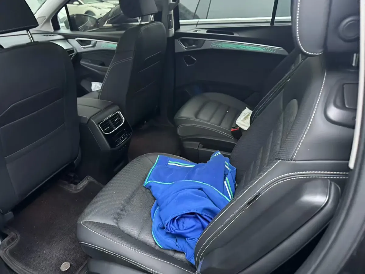 2023 Volkswagen Talagon 2.0T 220HP L4 7DCT,autocango,china used car exporter,china ev exporter,chinese used car exporter,chinese used ev exporter