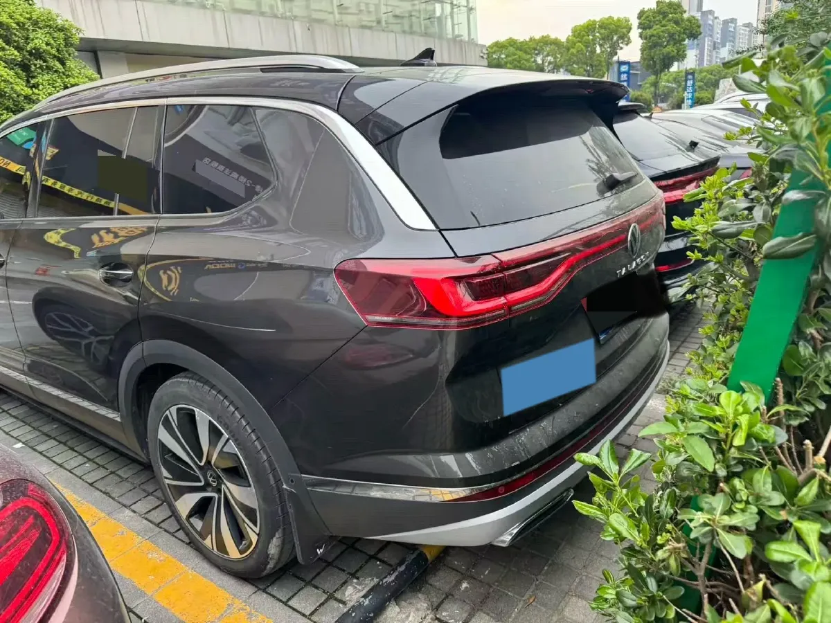 2023 Volkswagen Talagon 2.0T 220HP L4 7DCT,autocango,china used car exporter,china ev exporter,chinese used car exporter,chinese used ev exporter