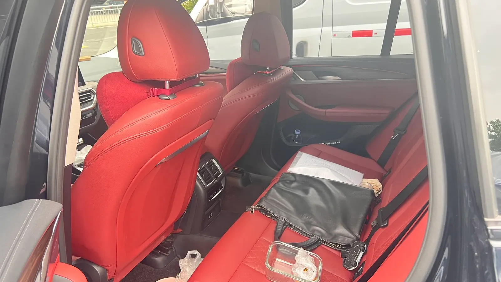 2023 BMW X3 2.0T 245HP L4 8AT,autocango,china used car exporter,china ev exporter,chinese used car exporter,chinese used ev exporter