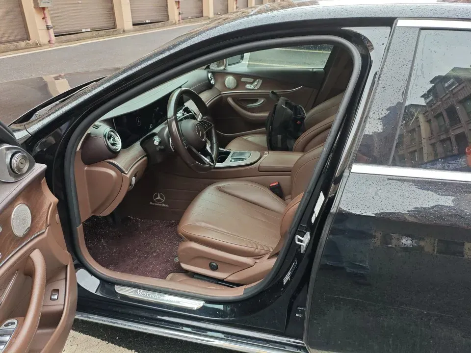 2021 Mercedes-Benz E Class 2.0T 258HP L4 9AT,autocango,china used car exporter,china ev exporter,chinese used car exporter,chinese used ev exporter