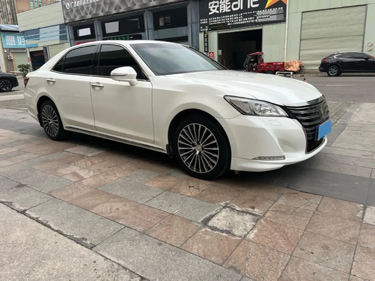 2018 Toyota Highlander 2.0T 220HP L4 6AT,autocango,china used car exporter,china ev exporter,chinese used car exporter,chinese used ev exporter