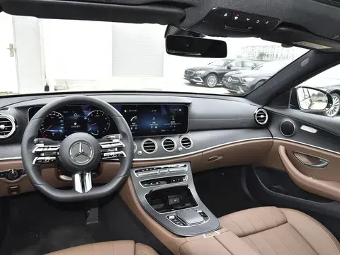 2022 Mercedes-Benz E Class 2.0T 197HP L4 9AT,autocango,china used car exporter,china ev exporter,chinese used car exporter,chinese used ev exporter