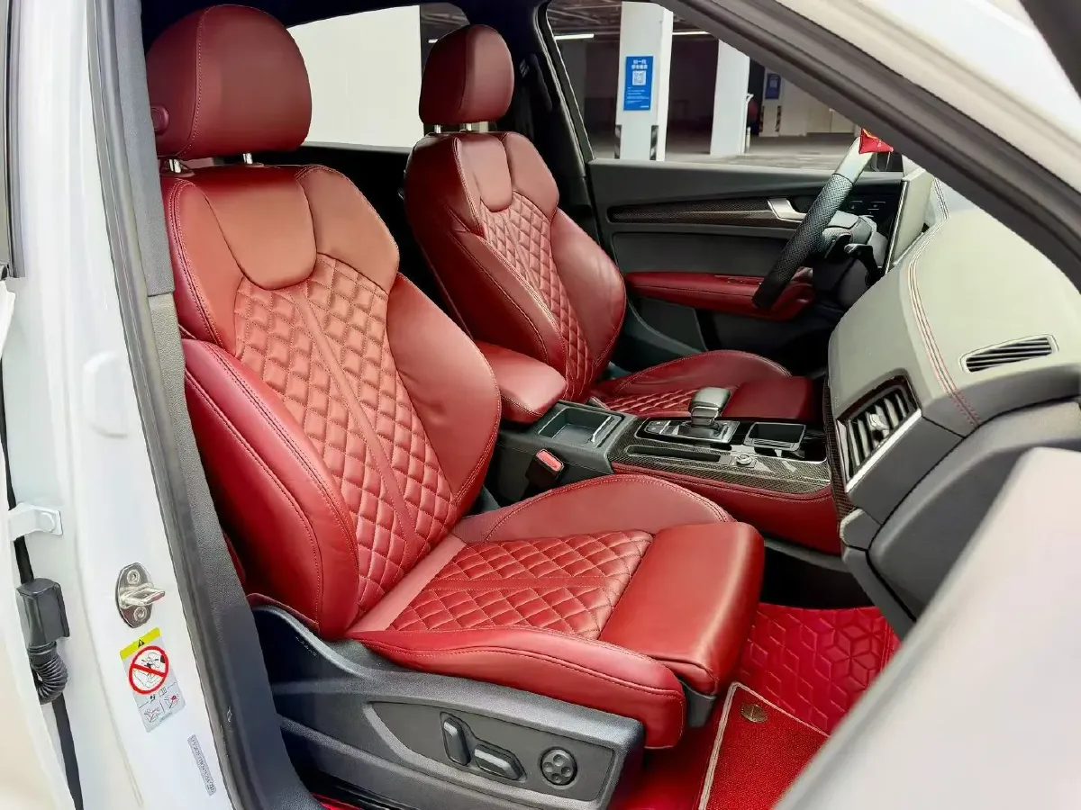 2021 Audi Q5L Sportback 2.0T 190HP L4 7DCT,autocango,china used car exporter,china ev exporter,chinese used car exporter,chinese used ev exporter