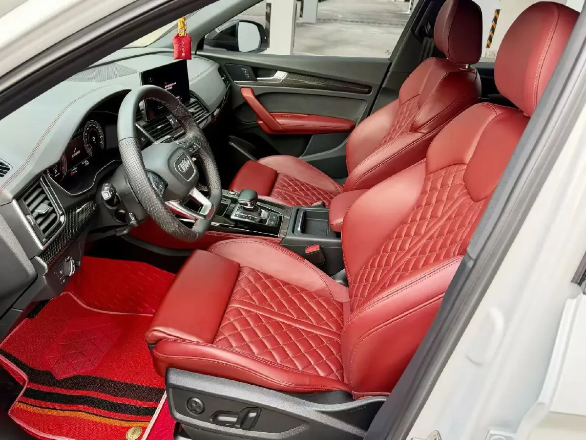 2021 Audi Q5L Sportback 2.0T 190HP L4 7DCT,autocango,china used car exporter,china ev exporter,chinese used car exporter,chinese used ev exporter