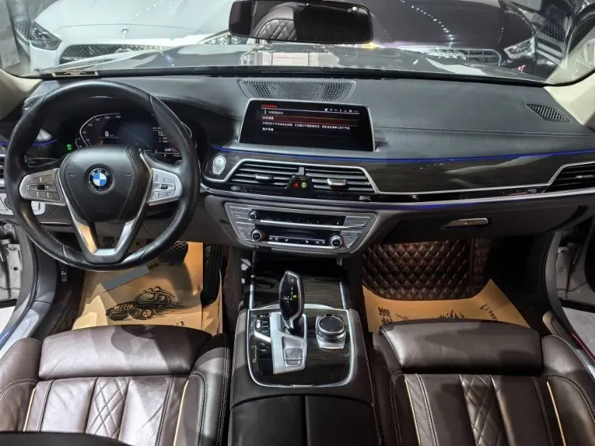 2021 BMW 7 Series 2.0T 265HP L4 8AT,autocango,china used car exporter,china ev exporter,chinese used car exporter,chinese used ev exporter