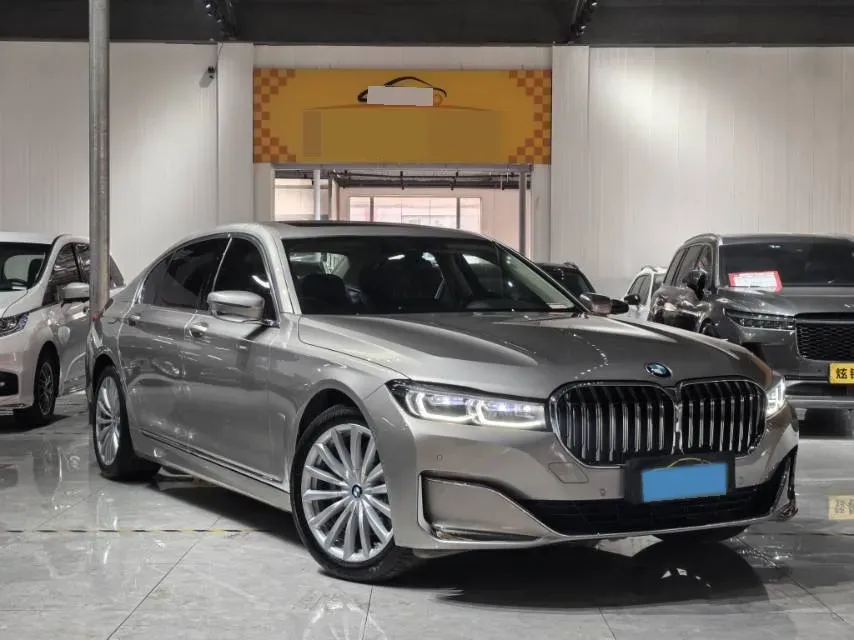 2021 BMW 7 Series 2.0T 265HP L4 8AT,autocango,china used car exporter,china ev exporter,chinese used car exporter,chinese used ev exporter