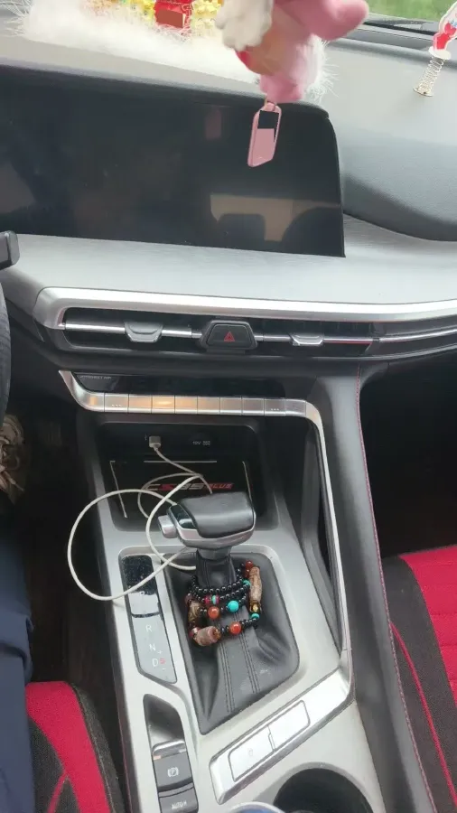 2021 ChangAn CS35 Plus 1.4T 160HP L4 7DCT,autocango,china used car exporter,china ev exporter,chinese used car exporter,chinese used ev exporter