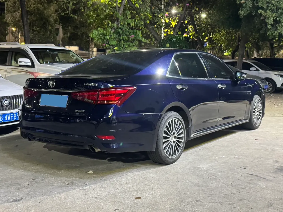 2018 Toyota Highlander 2.0T 220HP L4 6AT,autocango,china used car exporter,china ev exporter,chinese used car exporter,chinese used ev exporter