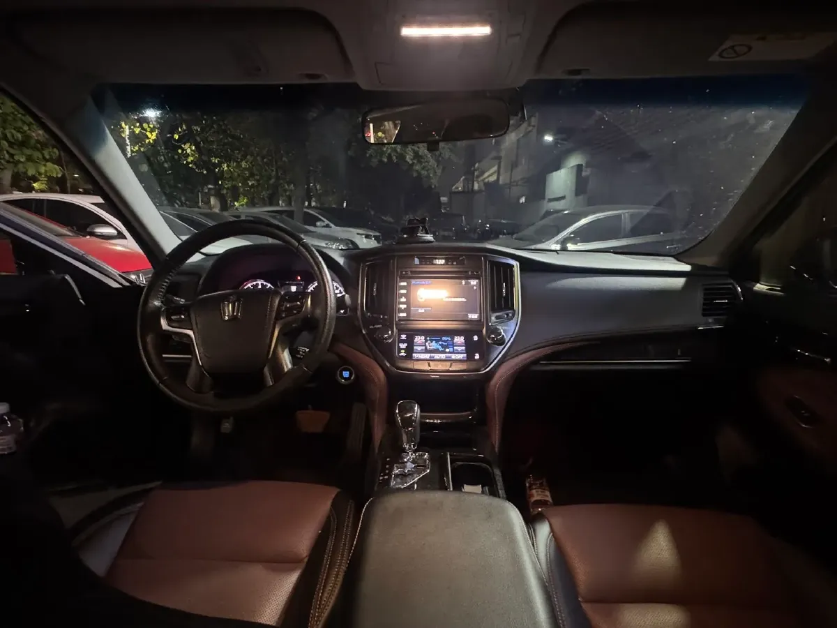 2018 Toyota Highlander 2.0T 220HP L4 6AT,autocango,china used car exporter,china ev exporter,chinese used car exporter,chinese used ev exporter