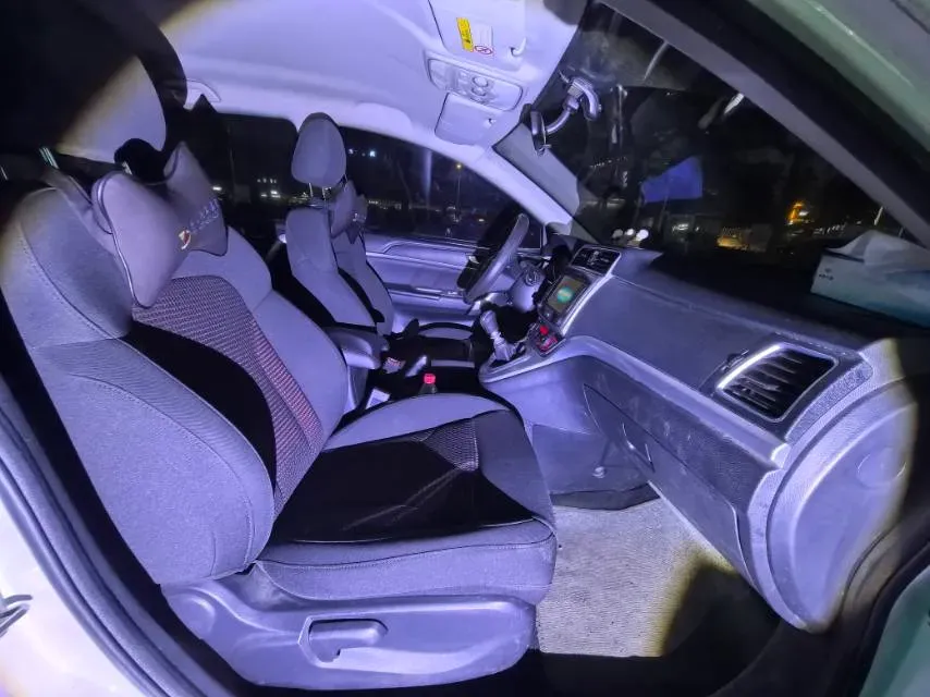 2019 Haval M6 1.5T 150HP L4 6MT,autocango,china used car exporter,china ev exporter,chinese used car exporter,chinese used ev exporter