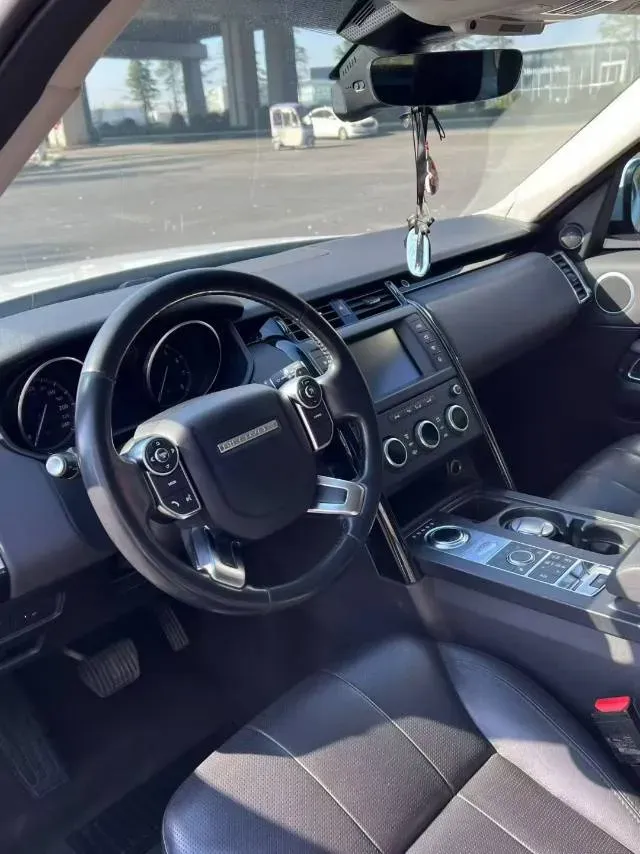 2018 Land Rover Discovery 3.0T 340HP V6 8AT,autocango,china used car exporter,china ev exporter,chinese used car exporter,chinese used ev exporter