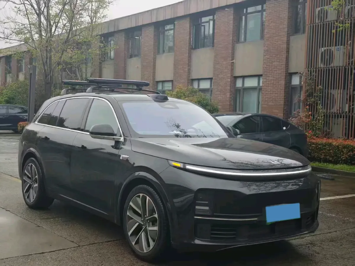 2024 Li L8 Range Extended 154HP REEV 42.8KWH,autocango,china used car exporter,china ev exporter,chinese used car exporter,chinese used ev exporter