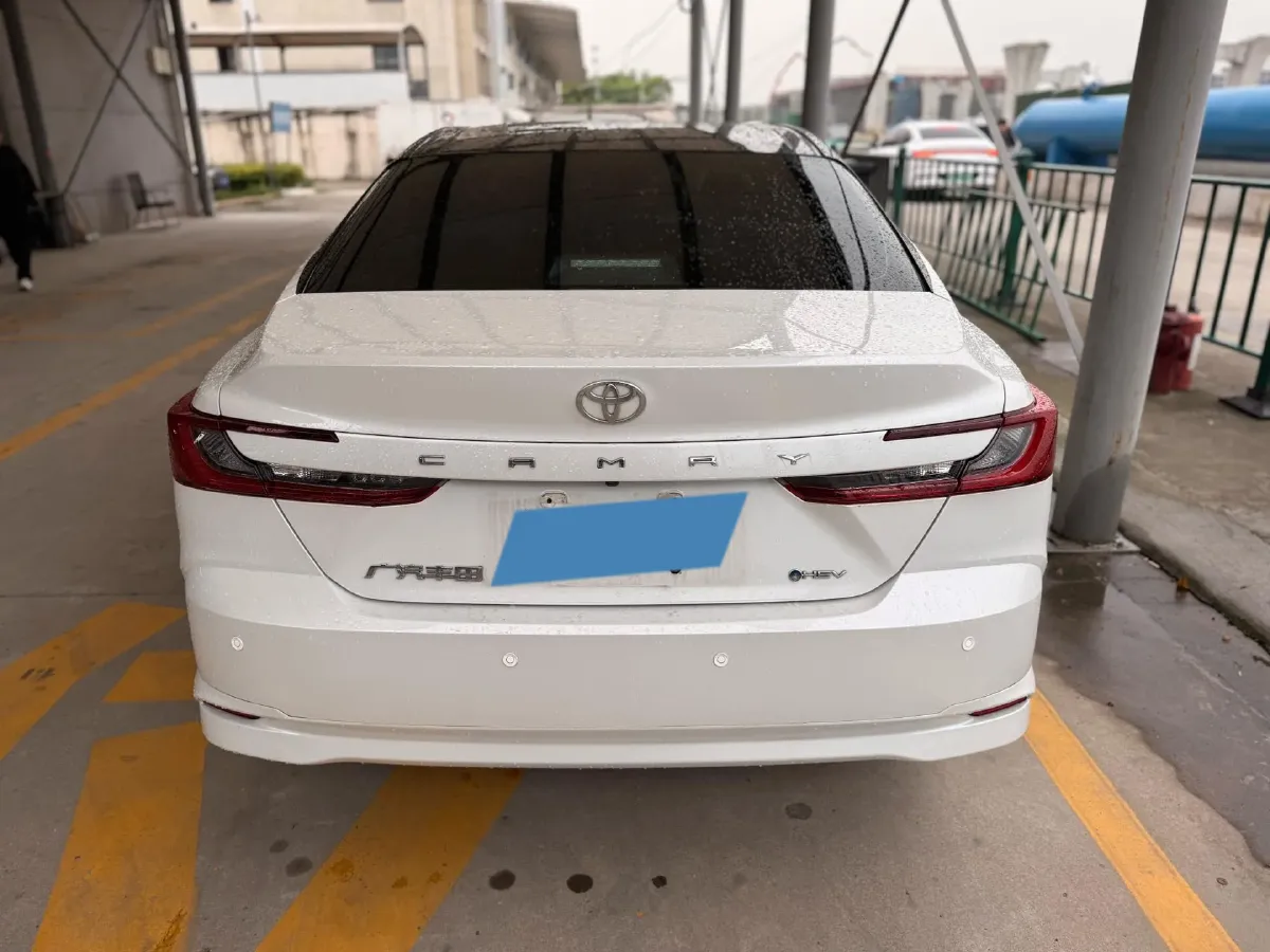 2024 Toyota Camry 2.0L 152HP L4 E-CVT Hybrid,autocango,china used car exporter,china ev exporter,chinese used car exporter,chinese used ev exporter