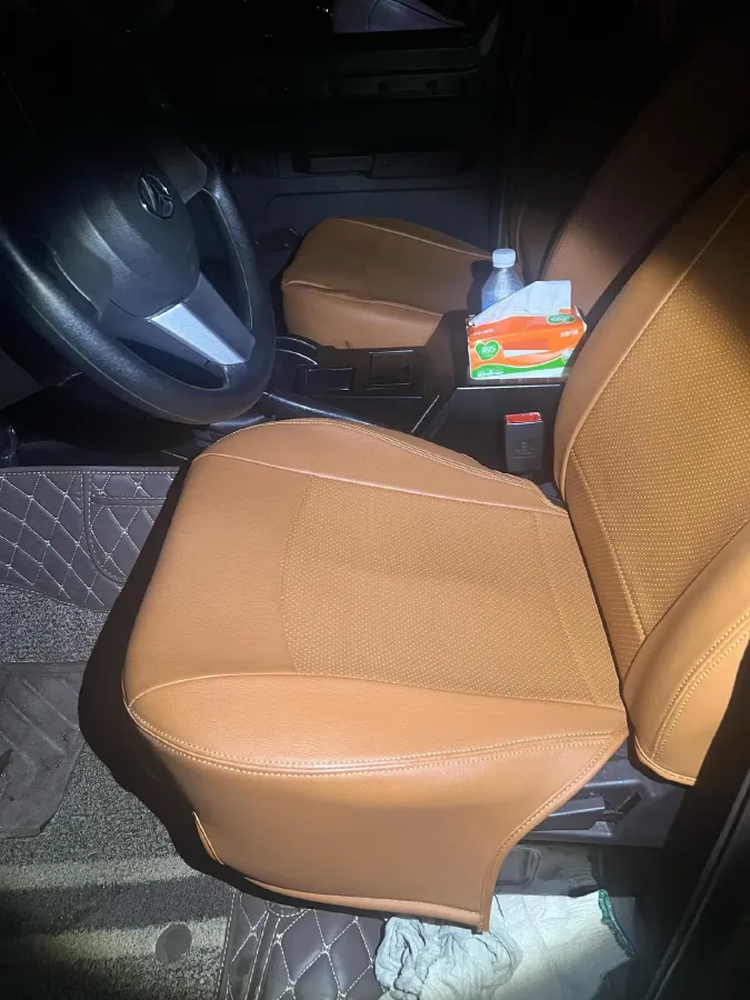 2021 Geely JiaJi 1.5T 177HP L3 6MT,autocango,china used car exporter,china ev exporter,chinese used car exporter,chinese used ev exporter